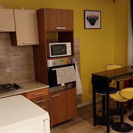 Yellow Blue Apartment 布达佩斯 外观 照片
