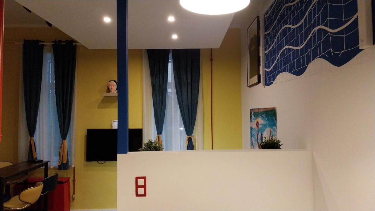 Yellow Blue Apartment 布达佩斯 外观 照片